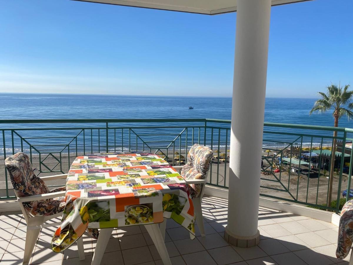 Torrox Costa Beachfront Apartment Exterior foto