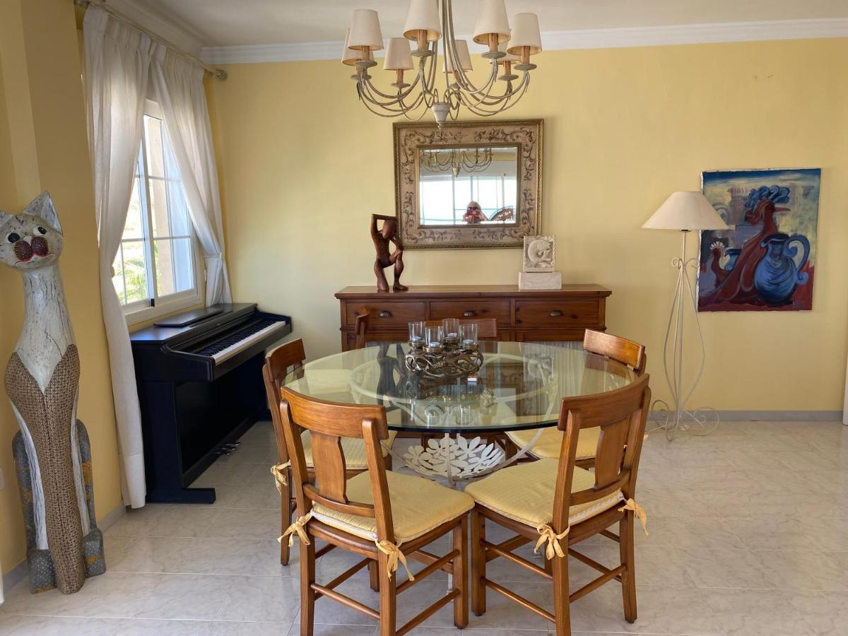 Torrox Costa Beachfront Apartment Exterior foto