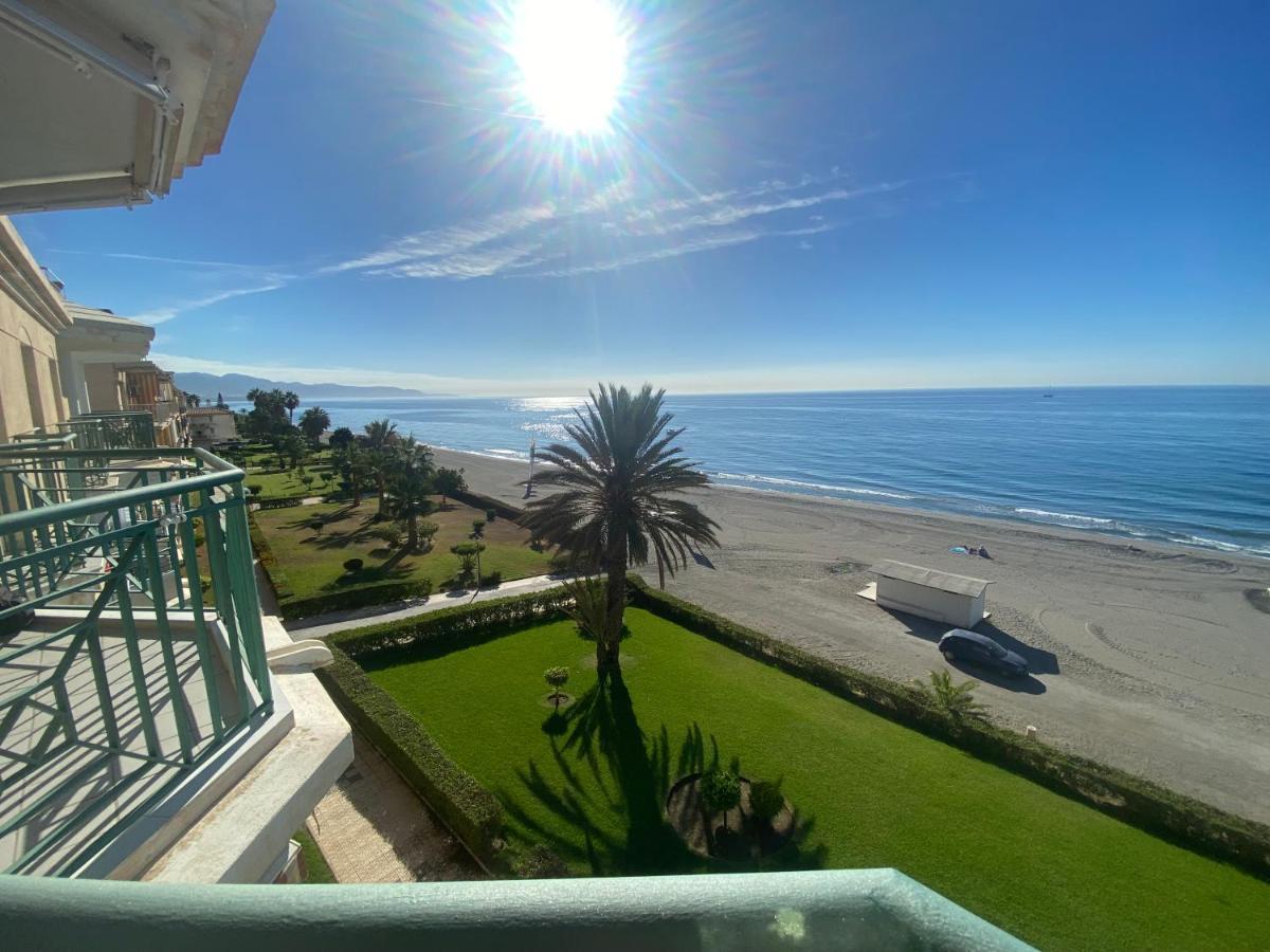 Torrox Costa Beachfront Apartment Exterior foto